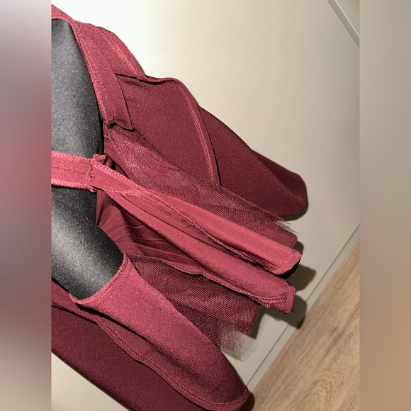 BABYBOO MARLA Mini Dress in CHERRY LACQUER Size XS - Picture 9 of 9